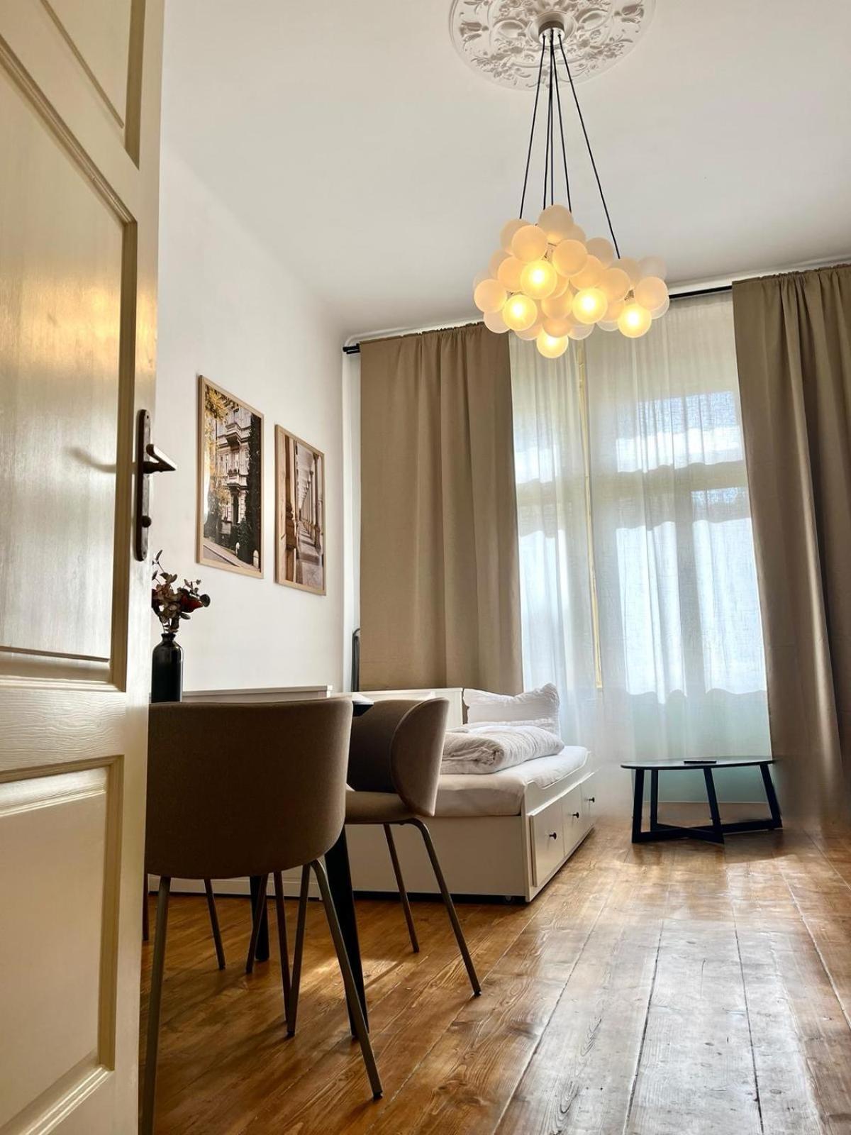 קרלובי וארי Apartma Aida 1908 מראה חיצוני תמונה